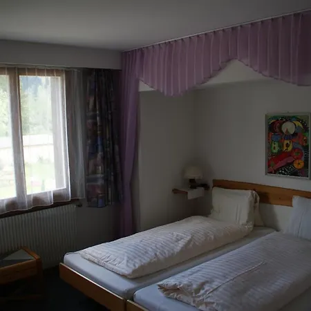 斯派切尔膳食公寓酒店 坎德施泰格