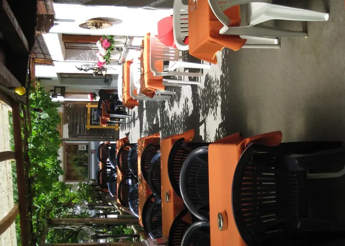 Han/Misafirhane Spycher 2*